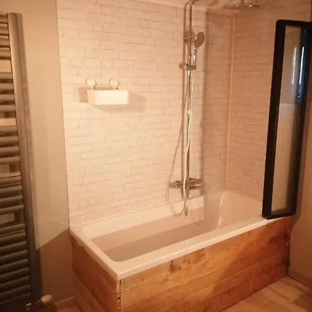 Le Chalet Cocooning -Attention Arrivee Le Mercredi Et Le Samedi Uniquement- * Baillamont