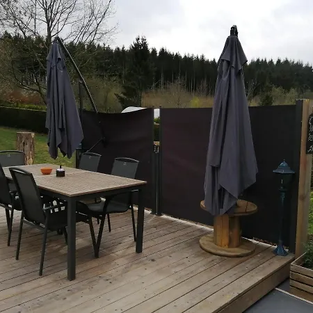 Le Chalet Cocooning -ATTENTION arrivée le mercredi et le samedi uniquement- Chalet *